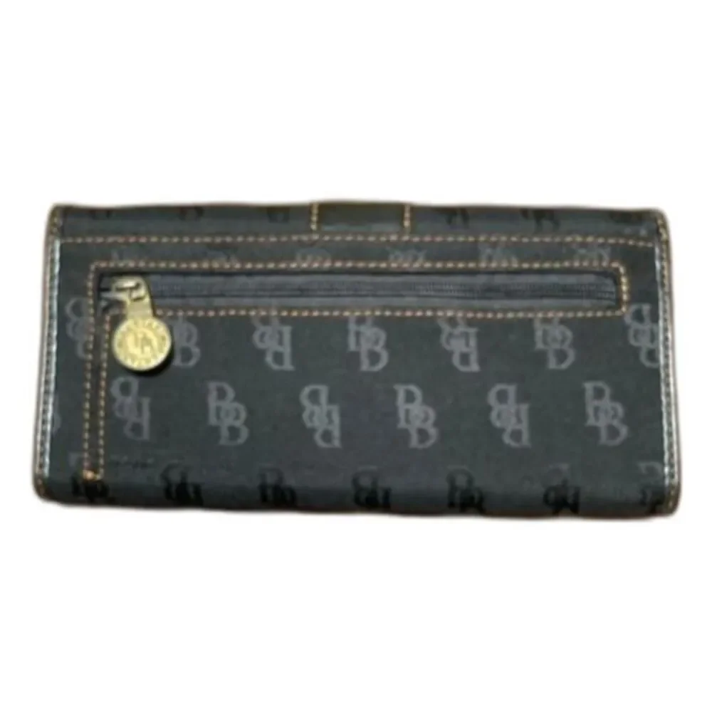 The Brentano Vegan Wallet